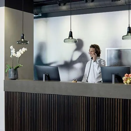 Lägenhetshotell Acasa 4*